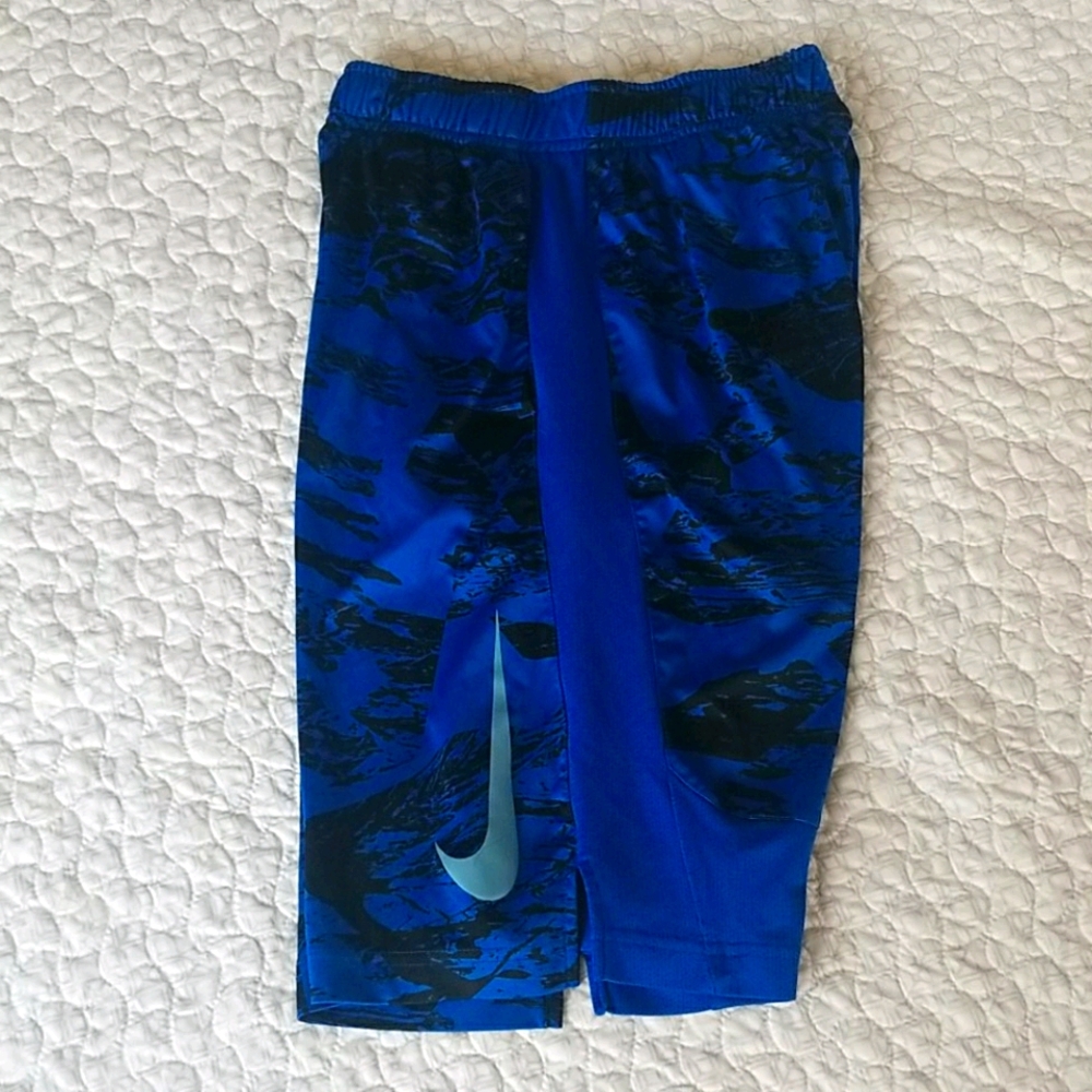 Drifit Nike Boys XL Shorts